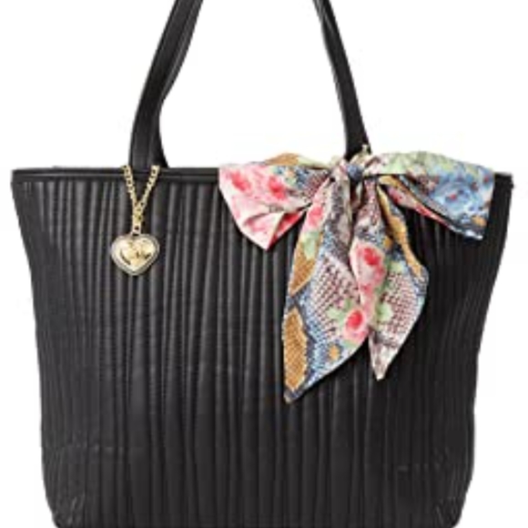 betsey johnson tote with scarf